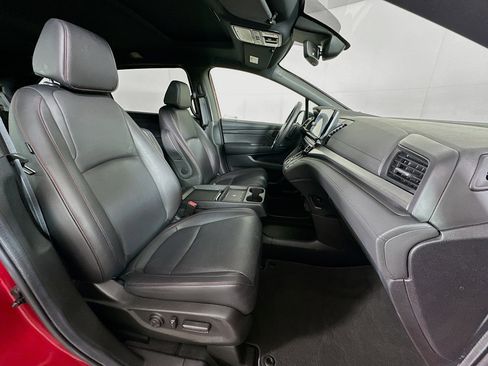 Used 2025 Honda Odyssey Sport-L image 33