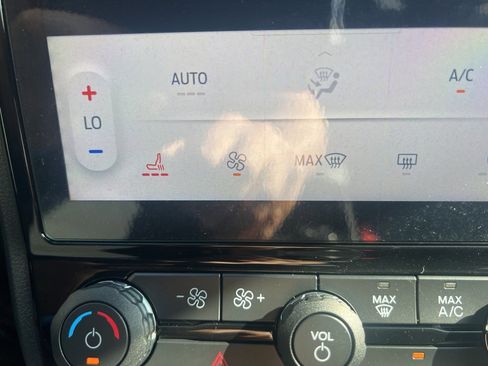 New 2025 Ford Ranger XLT w/ Equipment Group 301A High image 28