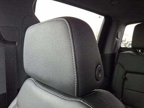 Used 2019 GMC Sierra 1500 SLT image 17