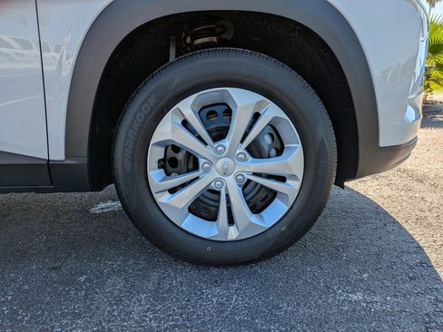 New 2026 Chevrolet Trax LS w/ Driver Confidence Package image 11