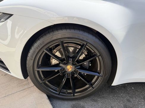 Used 2024 Porsche 911 Carrera image 27