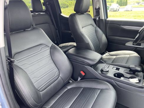 Used 2024 Ford Ranger Lariat w/ FX4 Off-Road Package AWD/4WD image 29