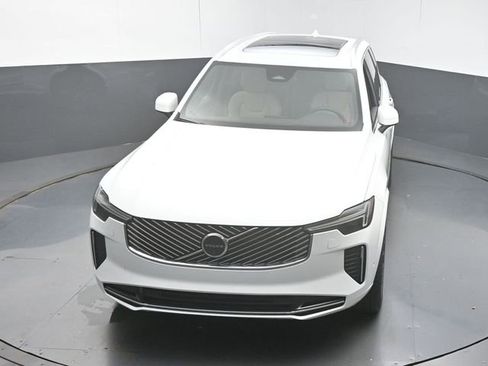 Used 2026 Volvo XC90 B6 Plus w/ Protection Package Premier image 44