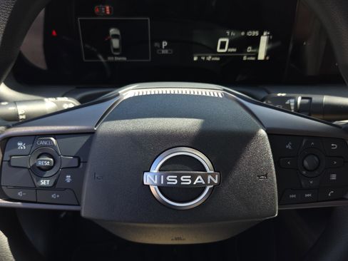 Used 2010 Ford Taurus SEL image 23