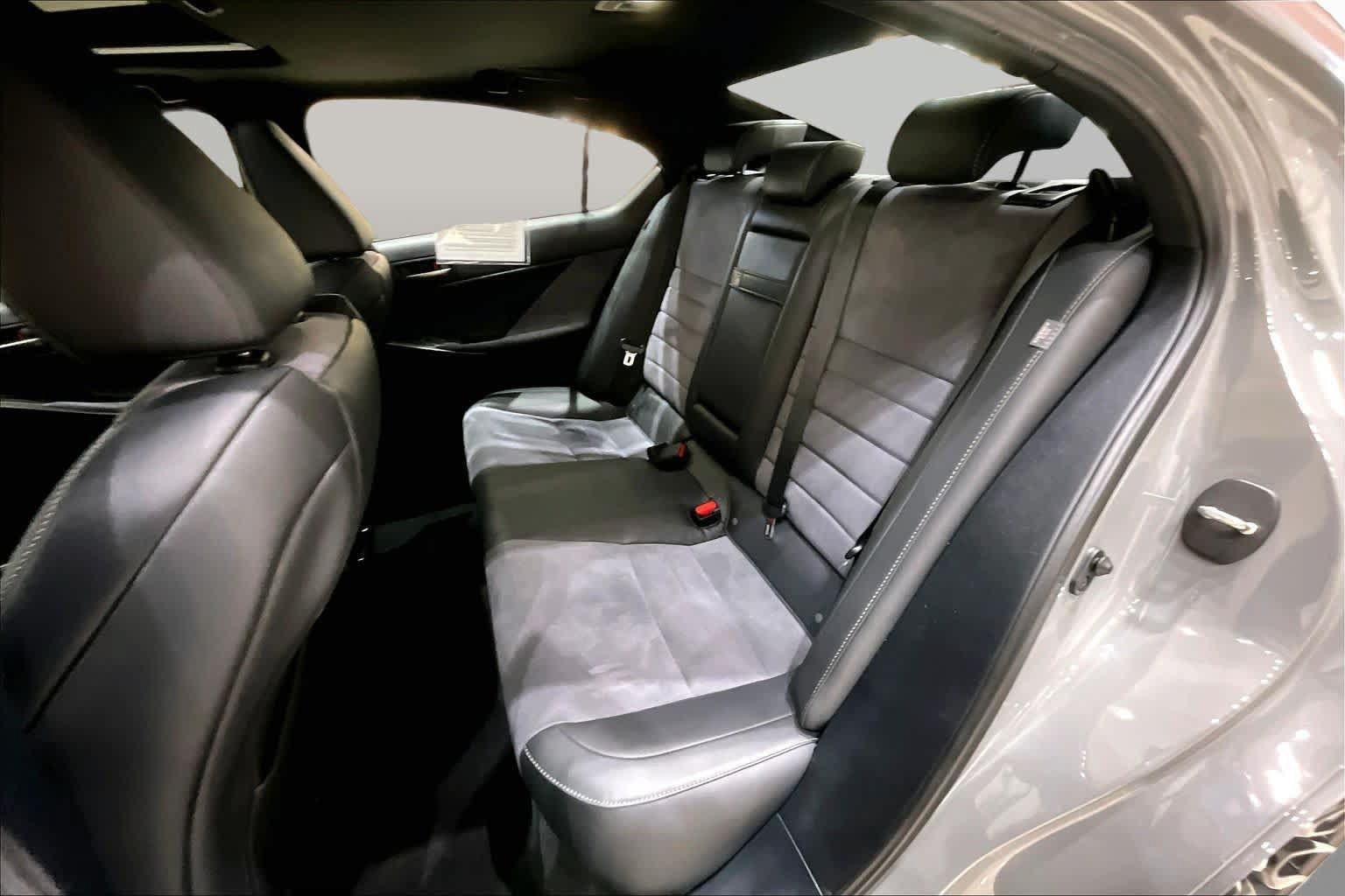Used 2022 Lexus IS 500 w/ Accessory Package 2 RWD image 18