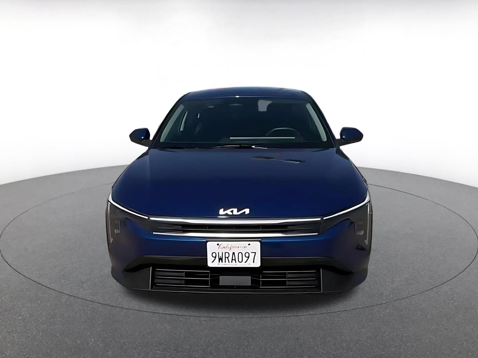 Used 2026 Kia K4 FWD image 3