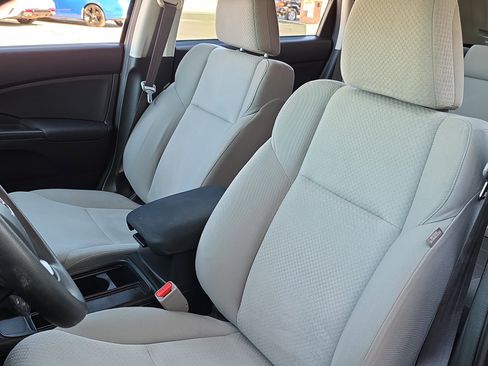 Used 2016 Honda CR-V LX image 11