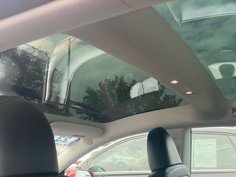 Used 2023 Tesla Model 3 Standard Range image 20