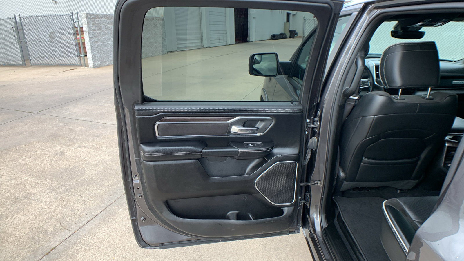 Used 2026 RAM 1500 Laramie w/ Sport Appearance Package AWD/4WD image 23