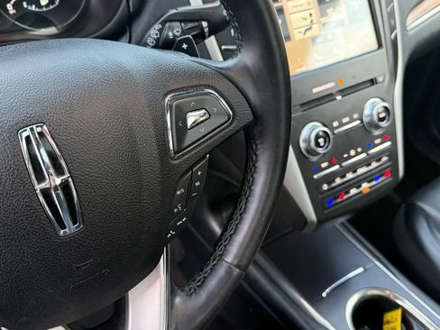 Used 2016 Lincoln MKC Reserve image 18