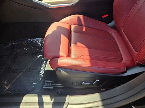 Used 2025 BMW 330i Sedan RWD image 11