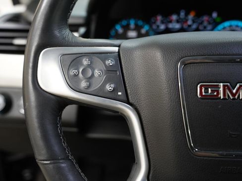 Used 2017 GMC Yukon SLT w/ Open Road Package image 13