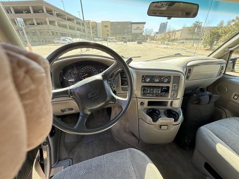 Used 2001 Chevrolet Astro Passenger AWD image 21