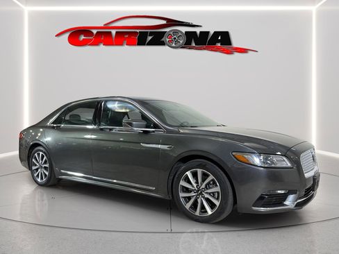 Used 2017 Lincoln Continental Premiere AWD/4WD image 4