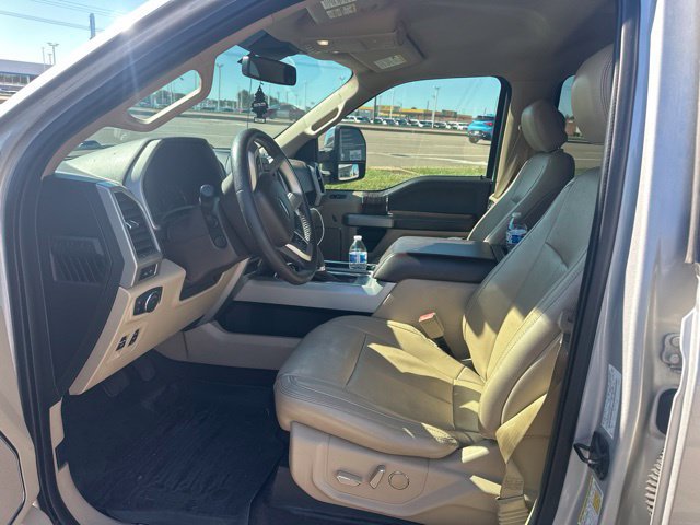 Used 2018 Ford F150 Lariat w/ Equipment Group 502A Luxury AWD/4WD image 6