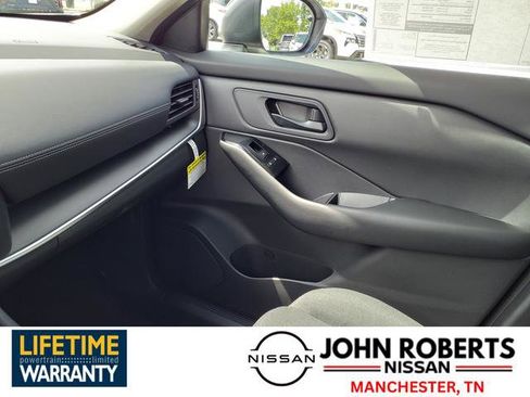 New 2025 Nissan Rogue S image 7