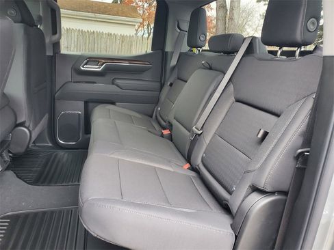 New 2026 GMC Sierra 1500 Elevation image 26