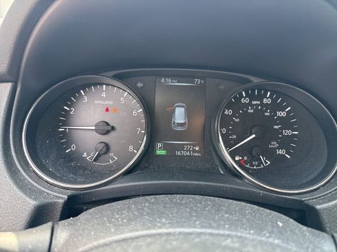 Used 2017 Nissan Rogue S AWD/4WD image 29