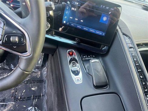 Used 2024 Chevrolet Corvette Stingray Preferred Cpe w/ Z51 Performance Package image 15