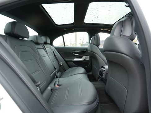 New 2026 Mercedes-Benz E 53 AMG e 4MATIC Sedan image 37