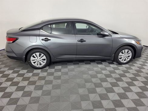 New 2025 Nissan Sentra S image 4