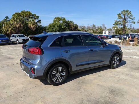 Used 2020 Kia Niro EX Premium image 9