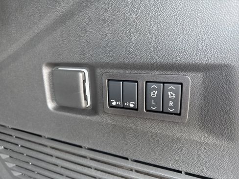 New 2026 Chevrolet Tahoe Premier image 12