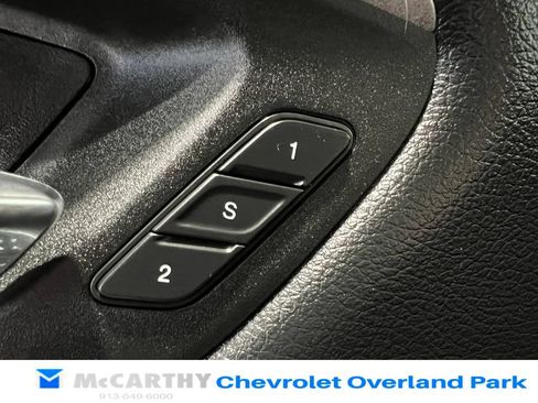 Used 2021 RAM 1500 Laramie AWD/4WD image 19