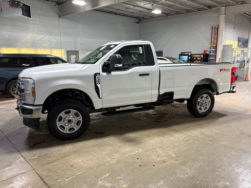 New 2026 Ford F350 XLT w/ 360-Degree Camera Package AWD/4WD image 7