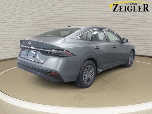 New 2026 Nissan Sentra SV w/ Floor Mat Package FWD image 5
