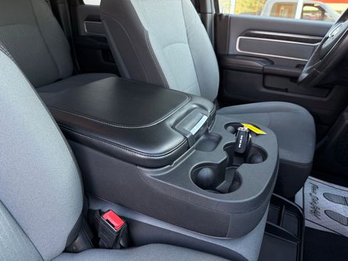 Used 2022 RAM 2500 Big Horn image 30