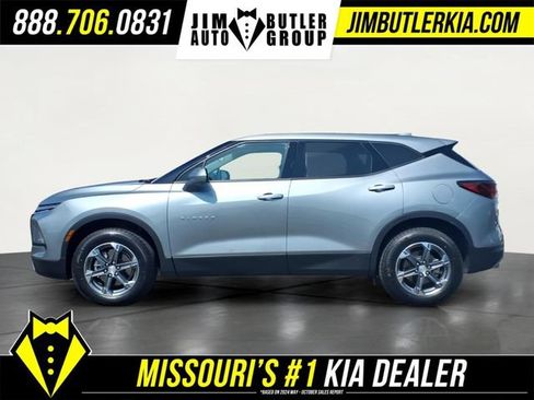 Used 2025 Chevrolet Blazer LT FWD image 5