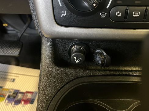 Used 2008 Chevrolet Cobalt LT image 18