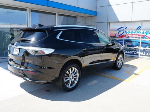 Used 2024 Buick Enclave Avenir w/ Avenir Technology Package AWD/4WD image 38