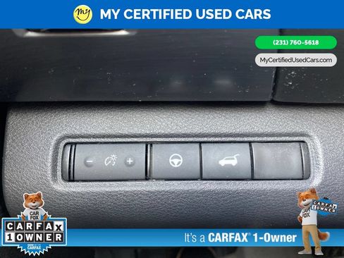 Used 2022 Nissan Pathfinder SL AWD/4WD image 18
