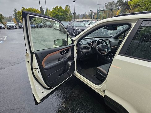 Used 2025 Subaru Forester Sport w/ Popular Package #1 image 19