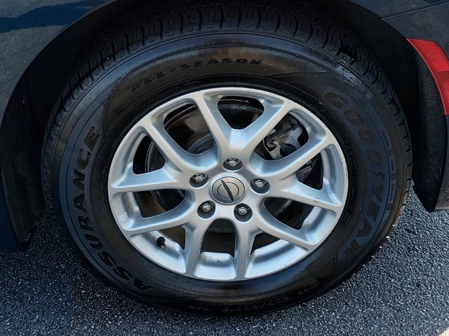 Used 2023 Chrysler Pacifica Touring-L FWD image 17