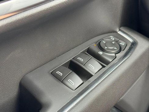 New 2026 GMC Sierra 1500 Elevation image 15