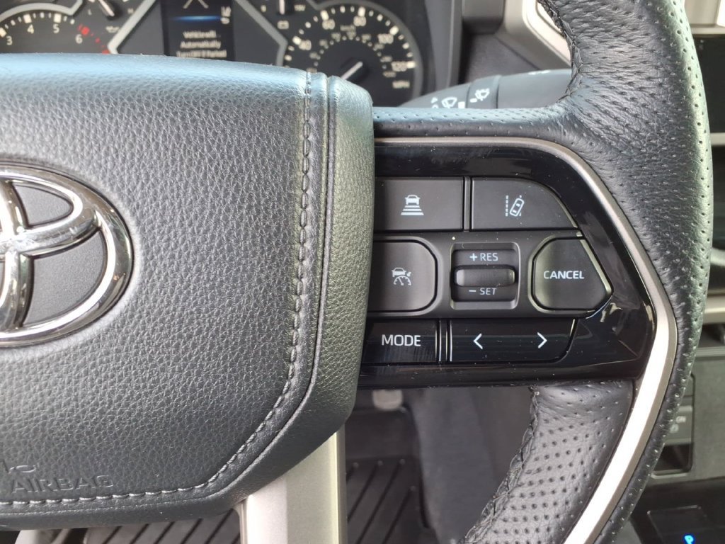 Used 2022 Toyota Tundra SR5 AWD/4WD image 31