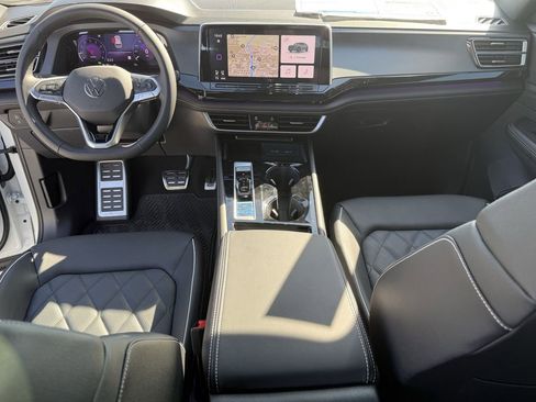 New 2026 Volkswagen Atlas Cross Sport SEL Premium R-Line image 25