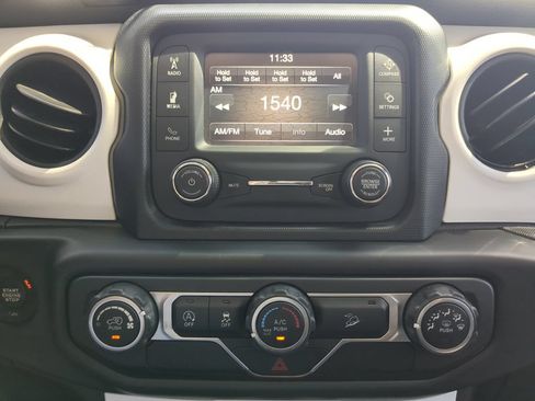 Used 2019 Jeep Wrangler Unlimited Sport S AWD/4WD image 20
