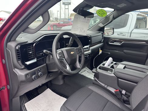 Used 2023 Chevrolet Silverado 1500 LT image 11