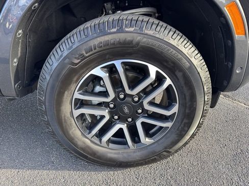 Used 2024 Ford Ranger Lariat w/ FX4 Off-Road Package image 9