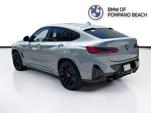 Used 2024 BMW X4 xDrive30i w/ Premium Package AWD/4WD image 5