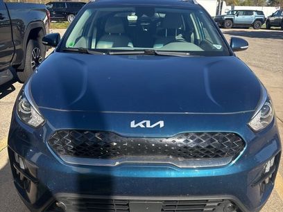 Used 2022 Kia Niro EX Premium