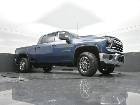 New 2026 Chevrolet Silverado 2500 LTZ w/ LTZ Premium Package image 42