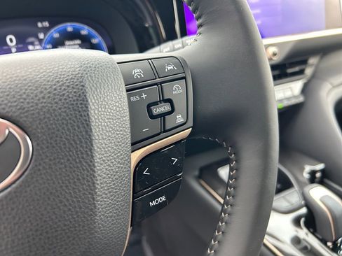 New 2026 Toyota Crown Signia image 18