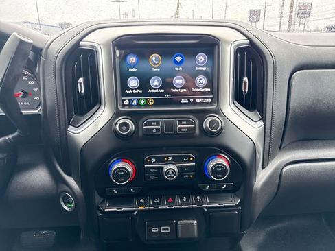 Used 2021 Chevrolet Silverado 1500 LT w/ Z71 Off-Road Package image 25