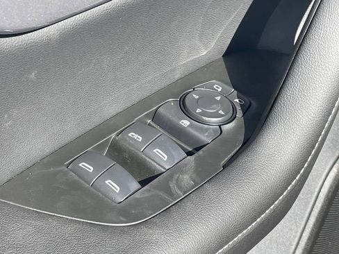 New 2025 Chevrolet Blazer LT w/ Convenience Package image 16