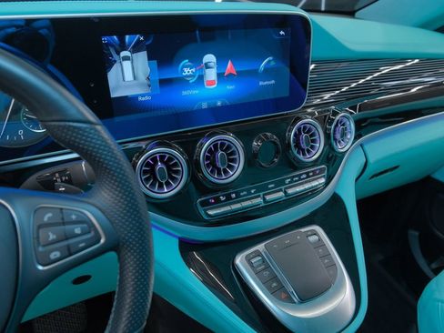 Used 2023 Mercedes-Benz Metris Passenger image 49